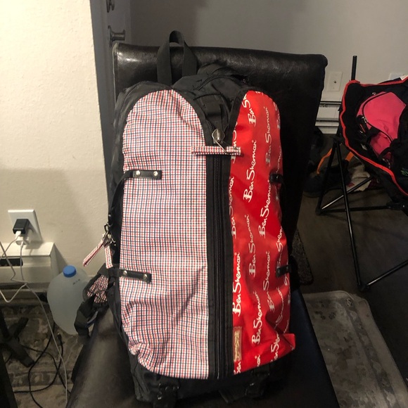 Ben Shermen Men’s Red Black Large Backpack Size 20”x12”x10” - Picture 9 of 16